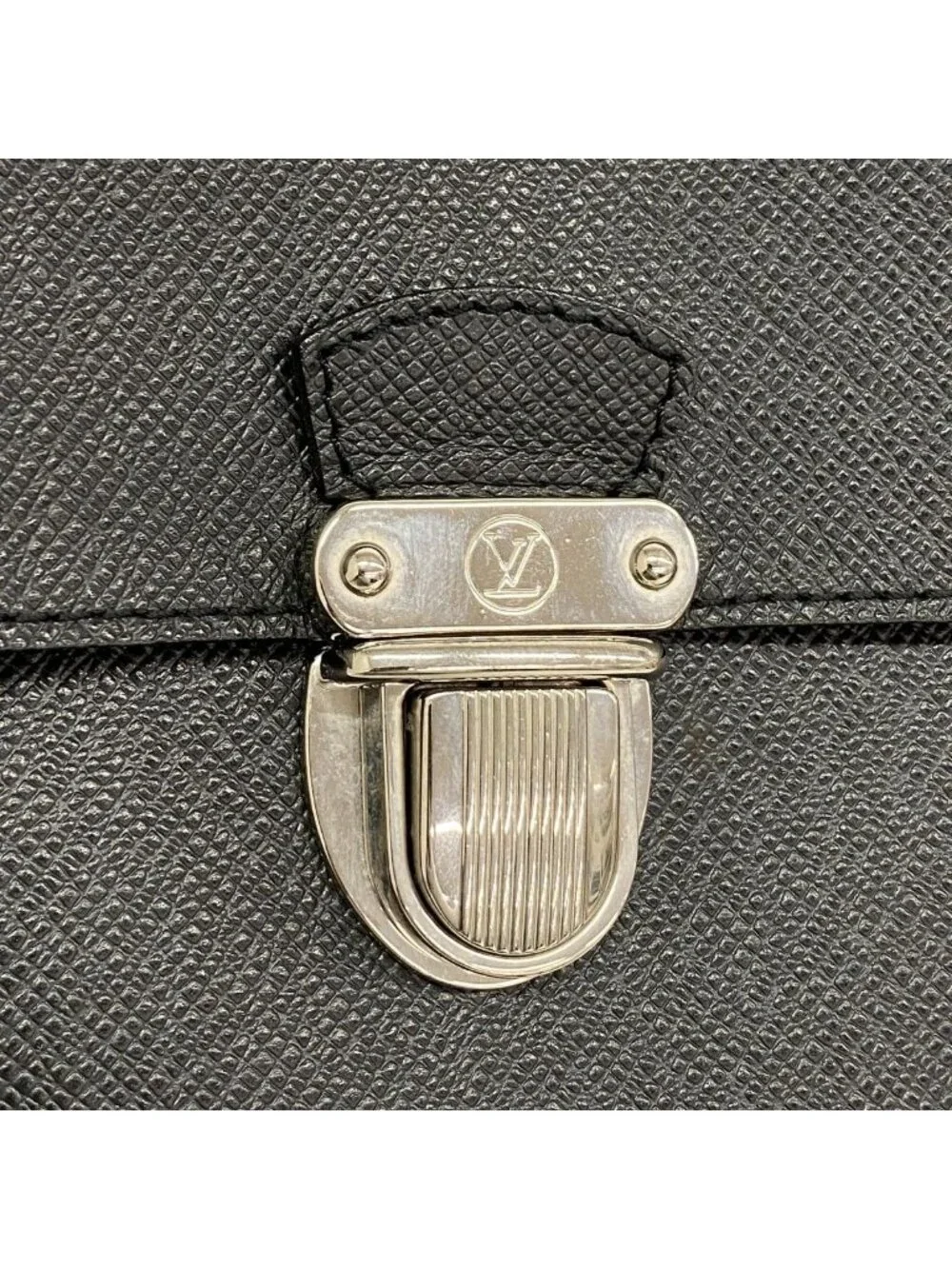 Louis Vuitton this authentic